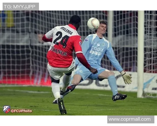 乌德勒支主场迎战阿尔克马全力争胜展现球队实力与斗志